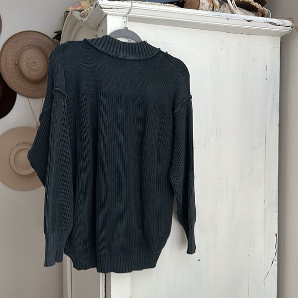 Free People - Picture 3 of 3